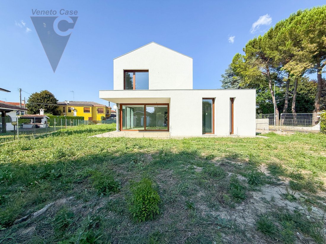 House in Noventa Padovana, Veneto, Italy 1 - 15921968