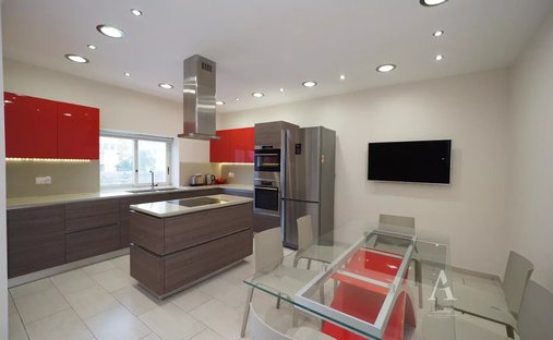 Villa in Birkirkara, Malta 1