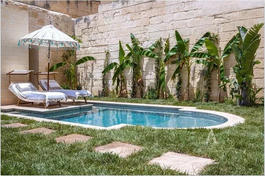Townhouse in Sliema, Malta 1 - 14530636