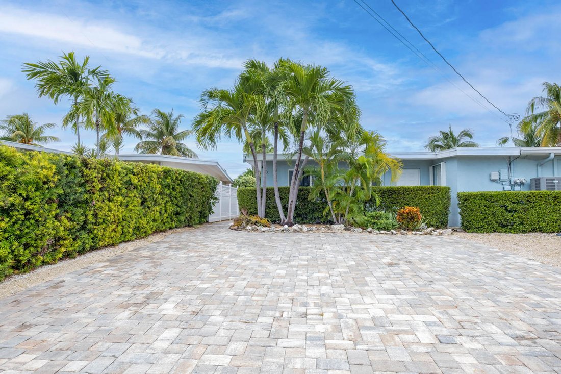 House in Key Colony Beach, Florida, United States 2 - 17465417
