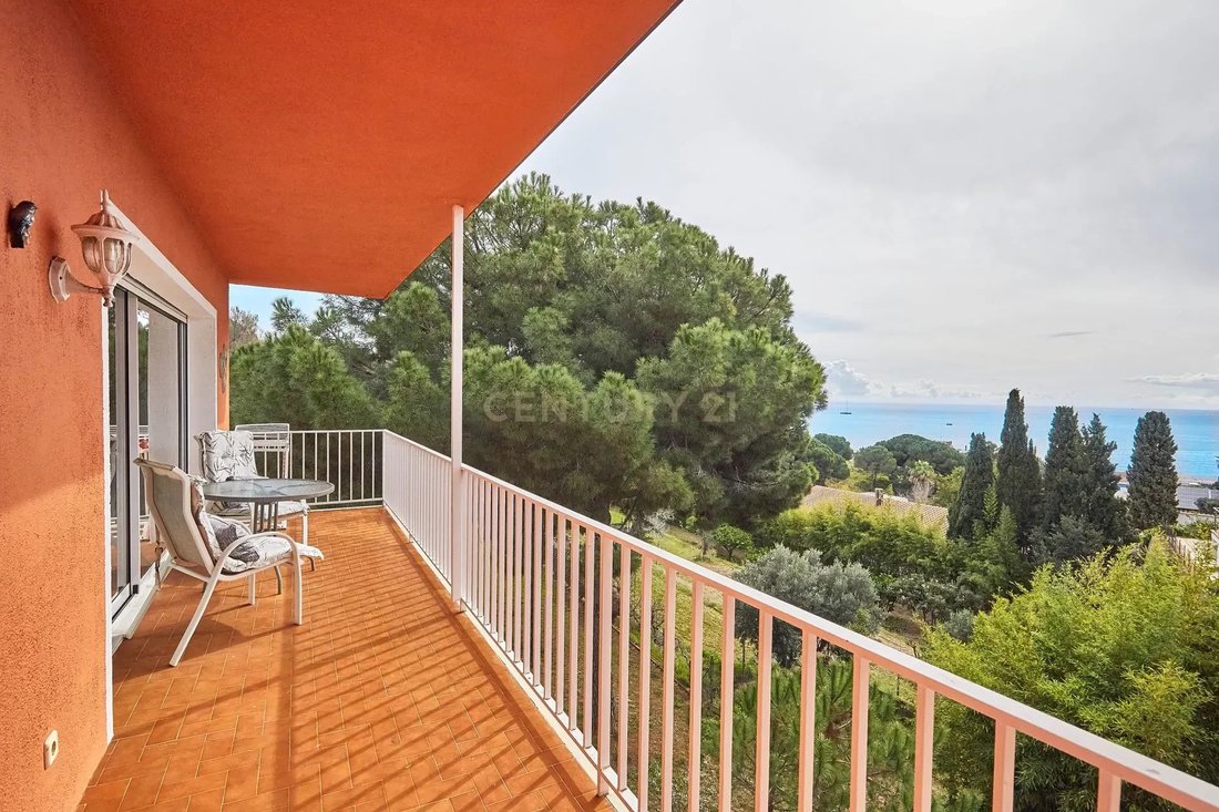 Villa in Canet De Mar, Catalonia, Spain 5 - 17464971