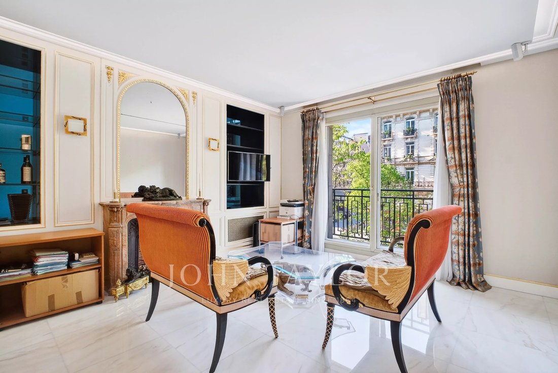 Apartment in Triangle d'Or, Paris 8e Arrondissement, Paris 1 - 17467677
