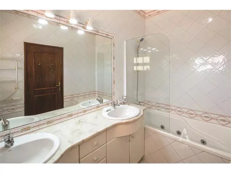 Villa in Lagoa e Carvoeiro, Algarve, Portugal 3 - 14573903