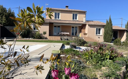 Villa à Rasteau, Provence-Alpes-Côte d'Azur, France 1