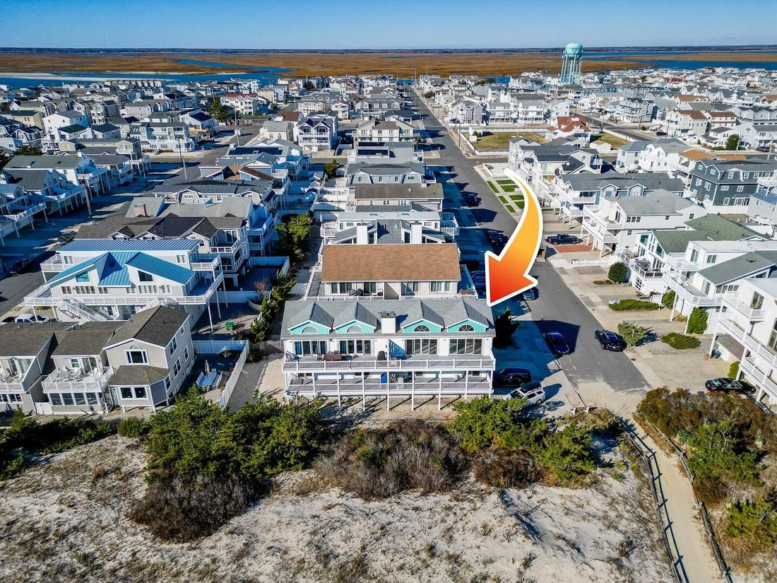 Townhouse in Sea Isle City, New Jersey, United States 3 - 17465502