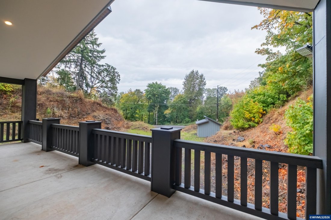 House in Lebanon, Oregon, United States 2 - 17466756