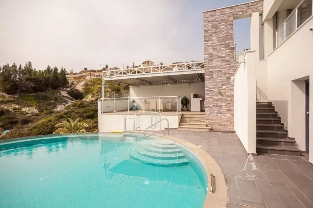 Villa in Limassol, Limassol, Cyprus 2 - 14642077