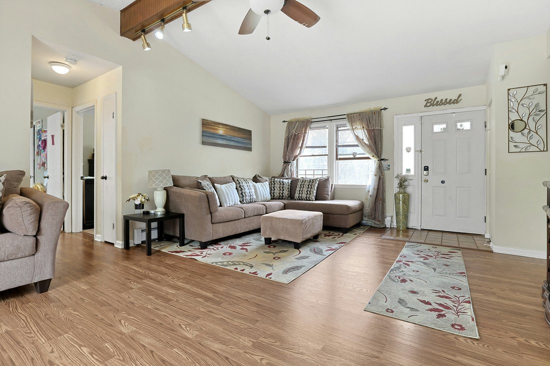 House in Middletown, New York, United States 1 - 17464719