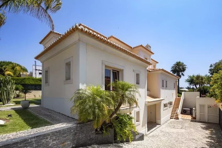 Villa in Vilamoura, Quarteira, Algarve 2 - 14573940
