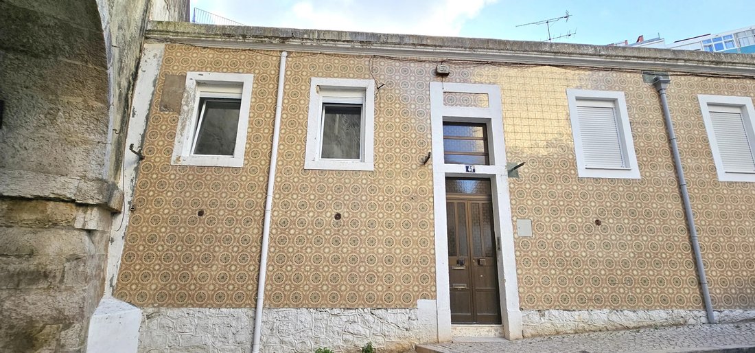 Apartment in Ajuda, Lisbon, Portugal 2 - 17467443