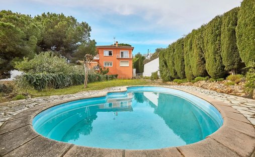 Villa in Canet De Mar, Catalonia, Spain 1