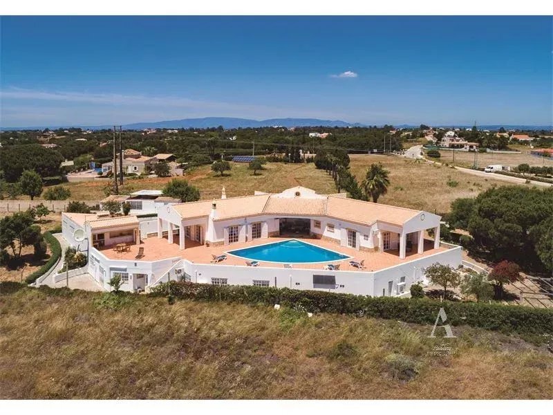 Villa in Lagoa e Carvoeiro, Algarve, Portugal 1 - 14573903