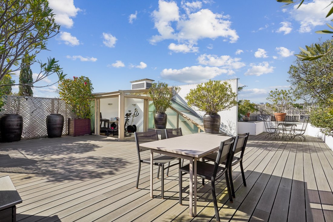Apartment in La Plaine des Sablons, Neuilly-sur-Seine, France 2 - 17468774