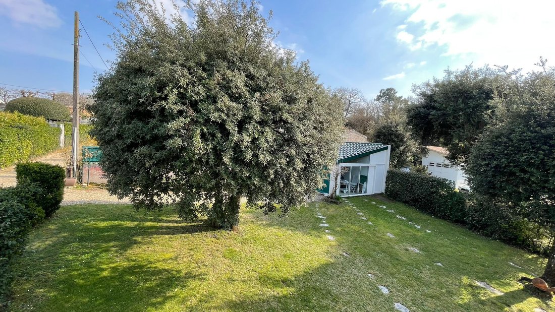 House in Vaux-sur-Mer, Nouvelle-Aquitaine, France 2 - 17467072