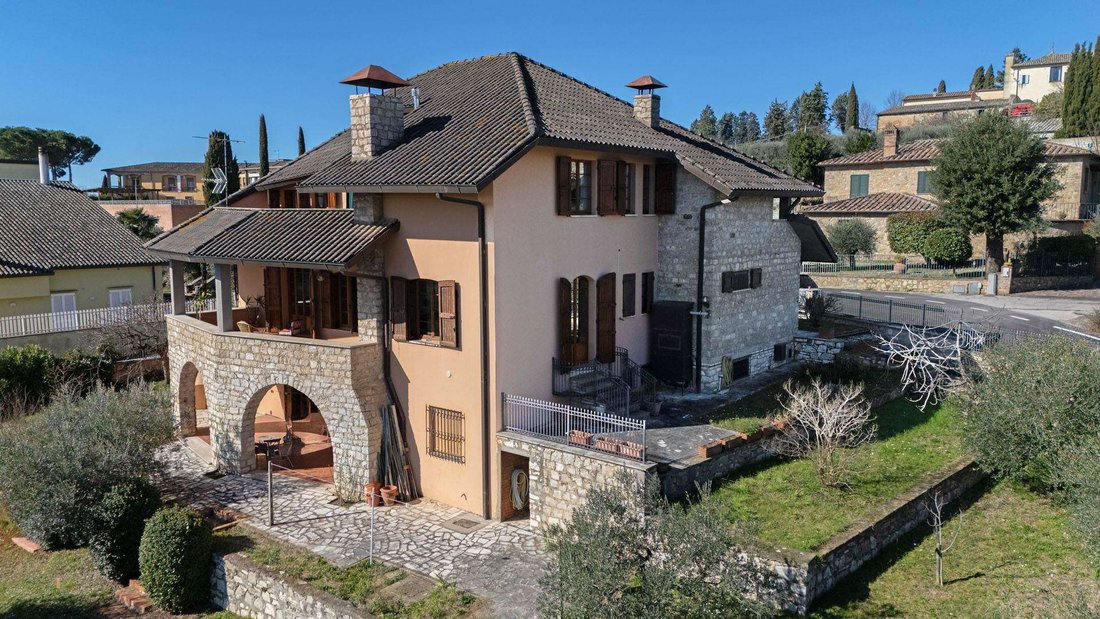 Villa in Sinalunga, Tuscany, Italy 1 - 17467296
