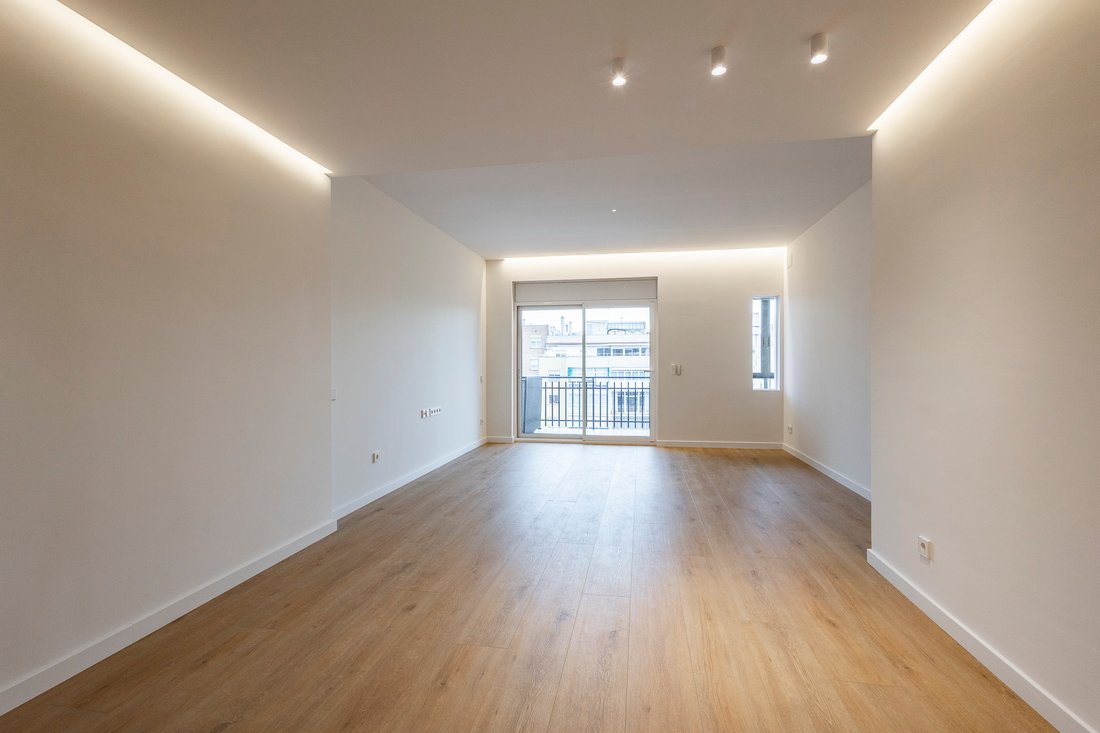 Apartment in Eixample, Barcelona, Spain 4 - 17467077