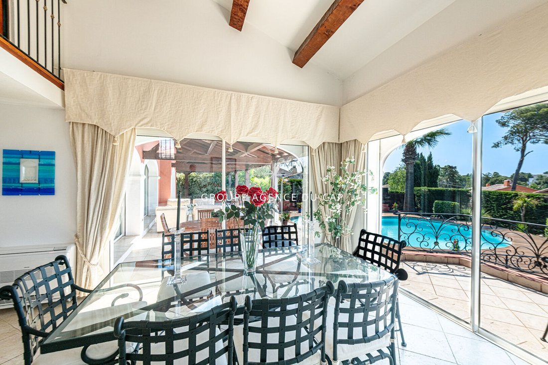 Villa in Les Plaines-Les Tasses, Saint-Raphaël, France 4 - 17467543