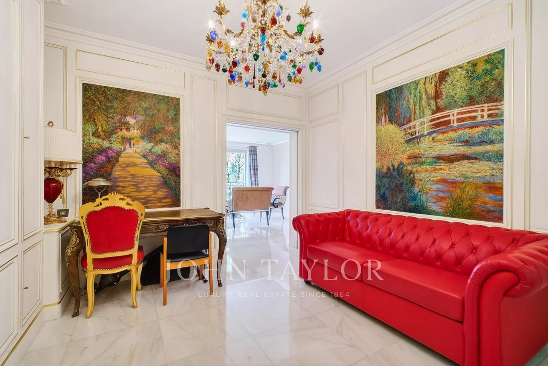 Apartment in Triangle d'Or, Paris 8e Arrondissement, Paris 5 - 17467677
