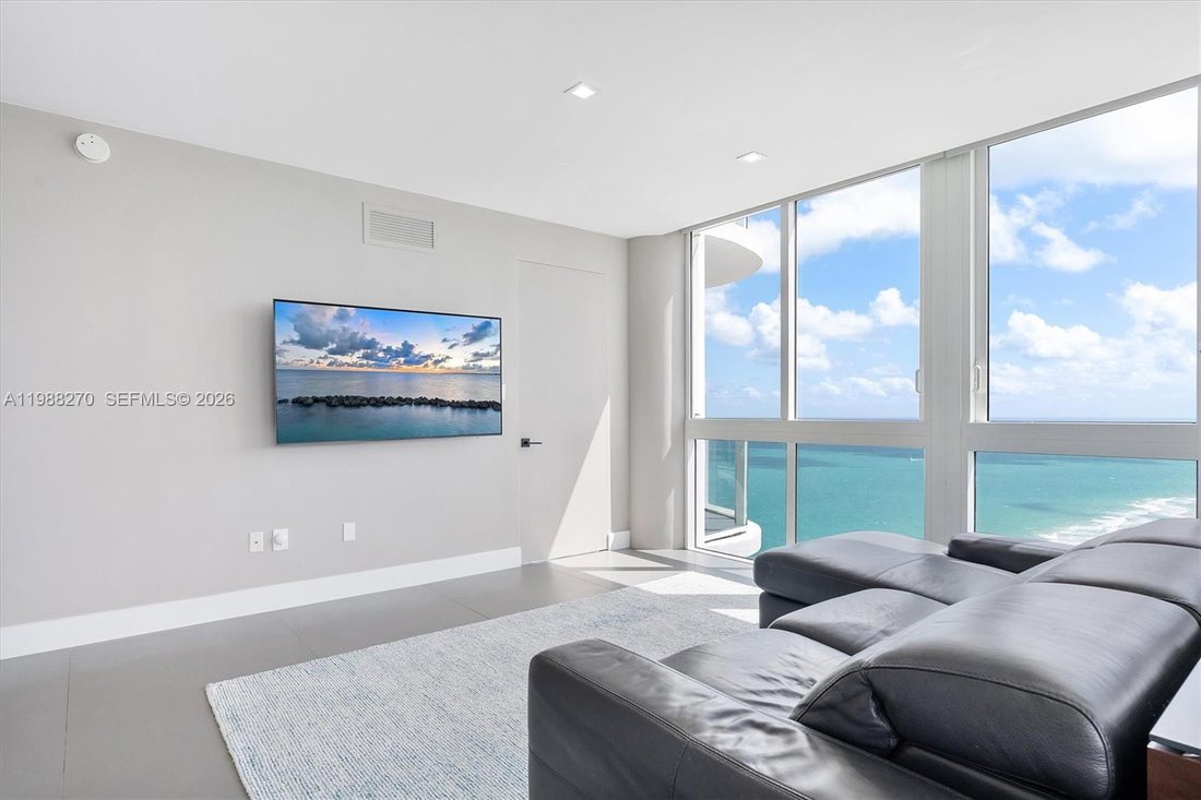 Condo in Miami Beach, Florida, United States 4 - 17468933