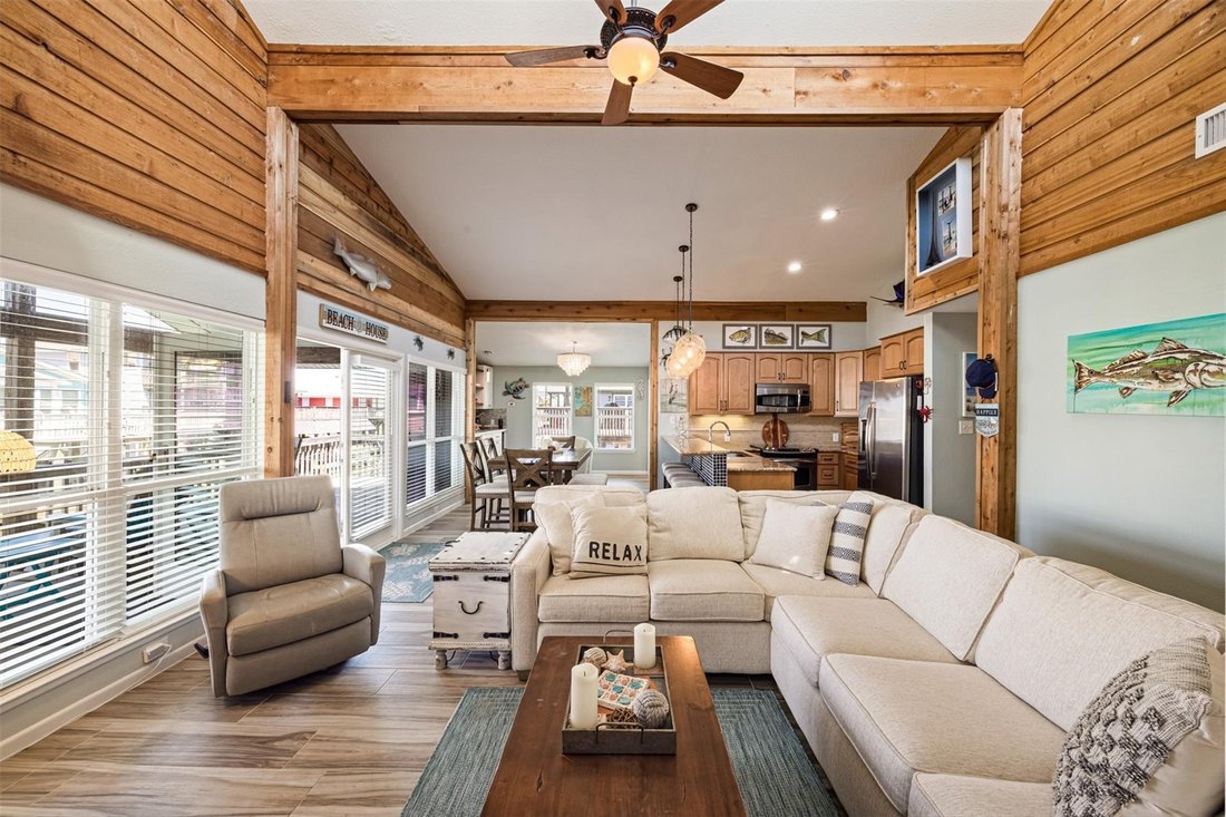 House in Galveston, Texas, United States 3 - 17469030