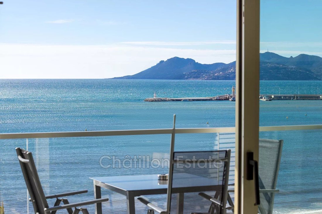 Apartment in Cannes, Provence-Alpes-Côte d'Azur, France 1 - 15499342