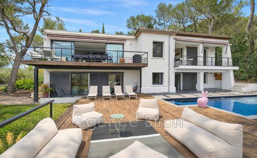 Villa in Le Tholonet, Provence-Alpes-Côte d'Azur, France 1