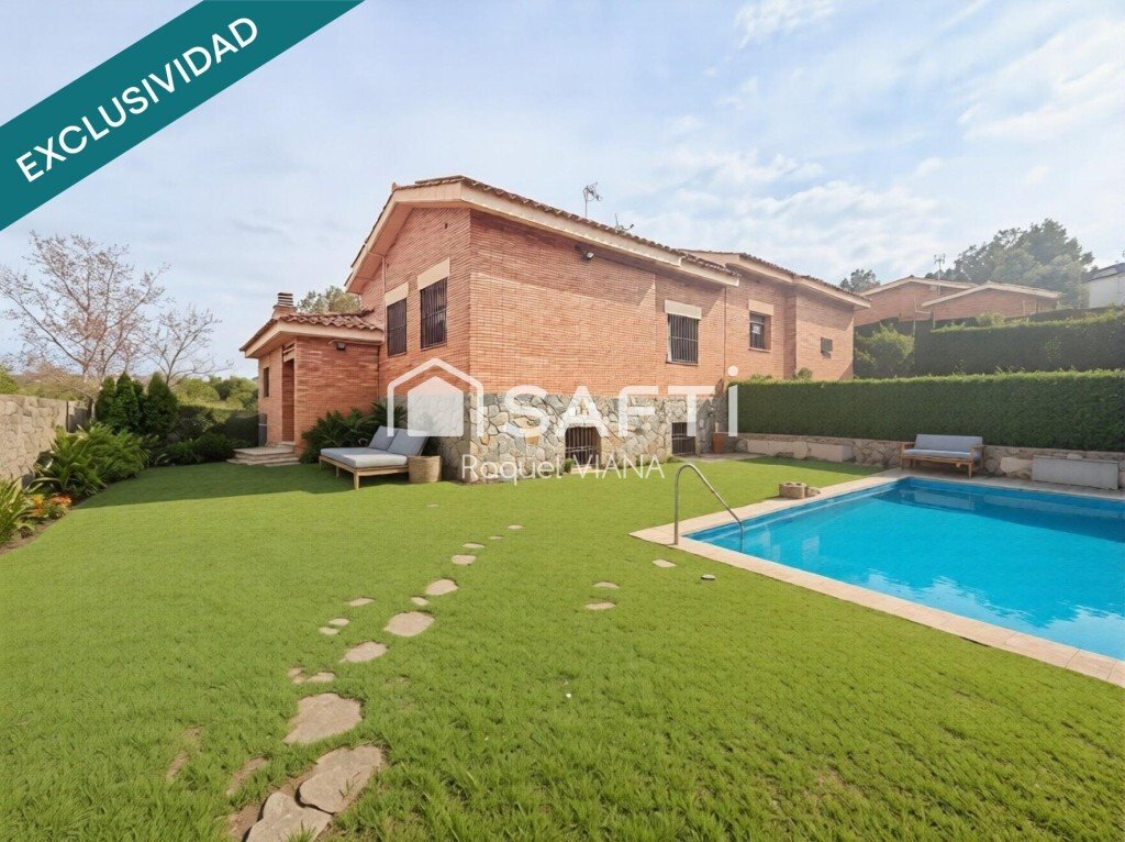 House in Sant Esteve Sesrovires, Catalonia, Spain 1 - 17469364
