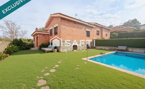 House in Sant Esteve Sesrovires, Catalonia, Spain 1
