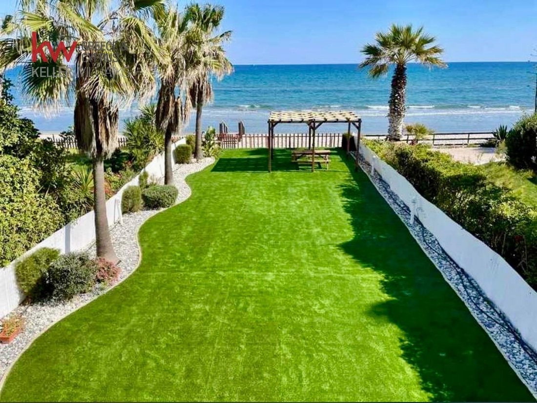 Villa in Perivolia, Larnaca, Cyprus 1 - 17468929