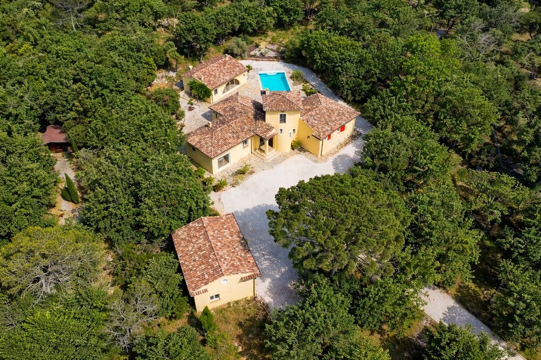 Villa in Méounes-lès-Montrieux, Provence-Alpes-Côte d'Azur, France 3 - 16286921