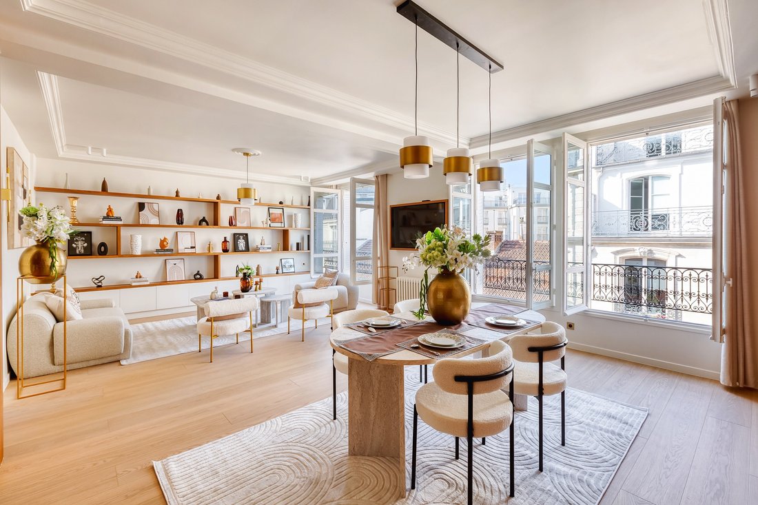 Apartment in Elysées-Madeleine, Paris 8e Arrondissement, Paris 1 - 17469070