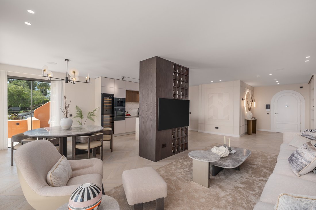 Apartment in Marbella, Andalusia, Spain 3 - 17469028