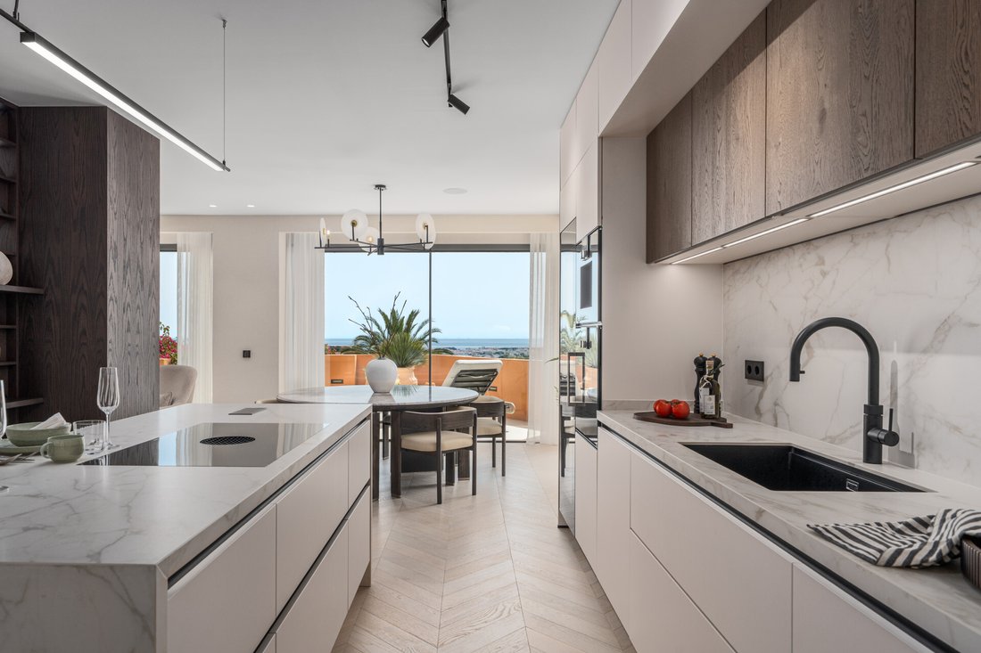 Apartment in Marbella, Andalusia, Spain 5 - 17469028