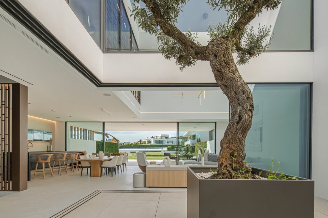 Villa in Golden Mile, Andalusia, Spain 4 - 17469047