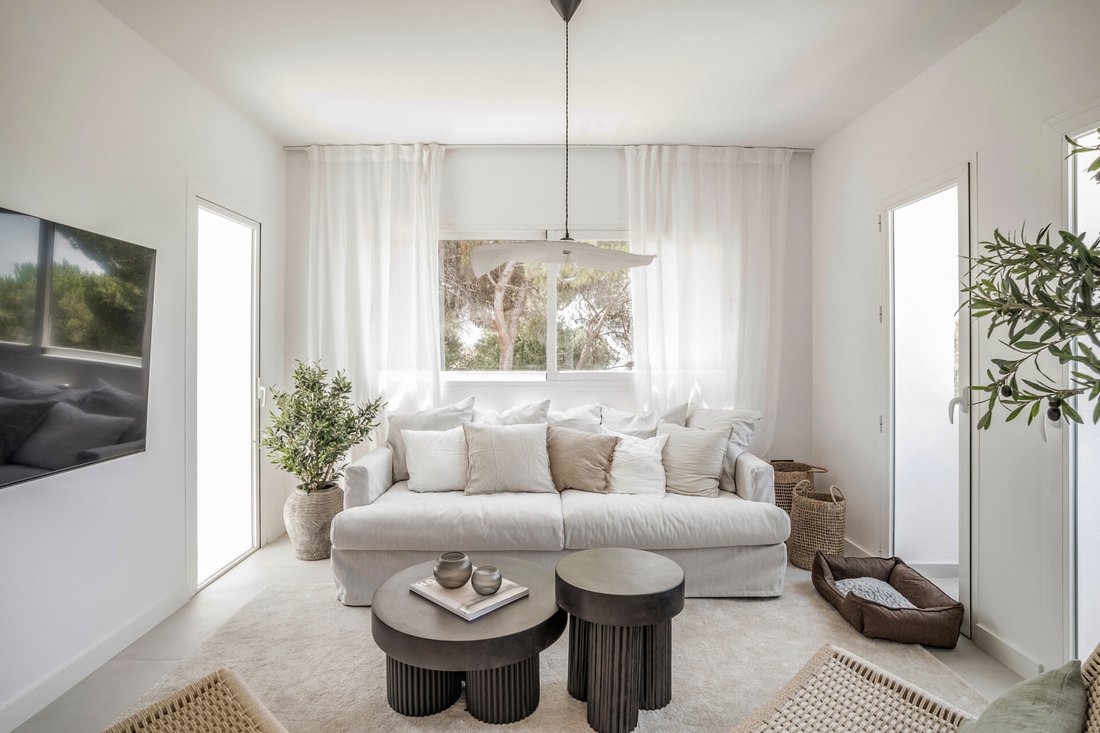Apartment in Benahavis, Andalusia, Spain 2 - 17469040