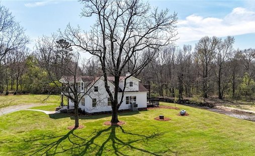 House in Sugar Valley, Georgia, United States 1