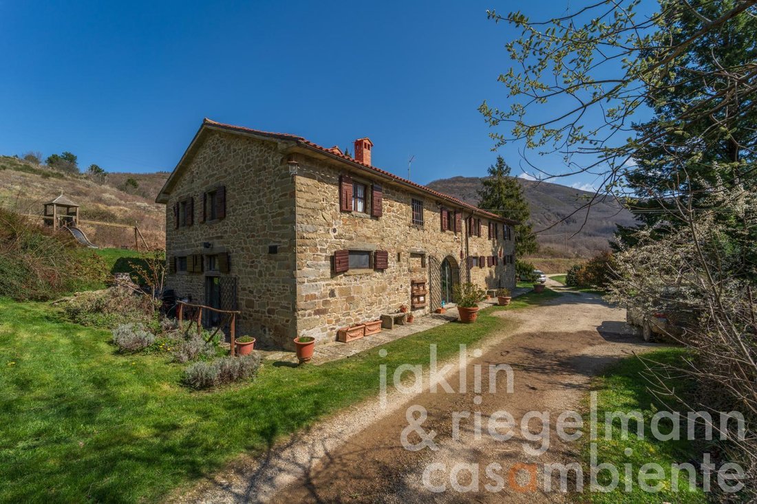 House in Castelfranco Piandisco, Tuscany, Italy 2 - 17469371