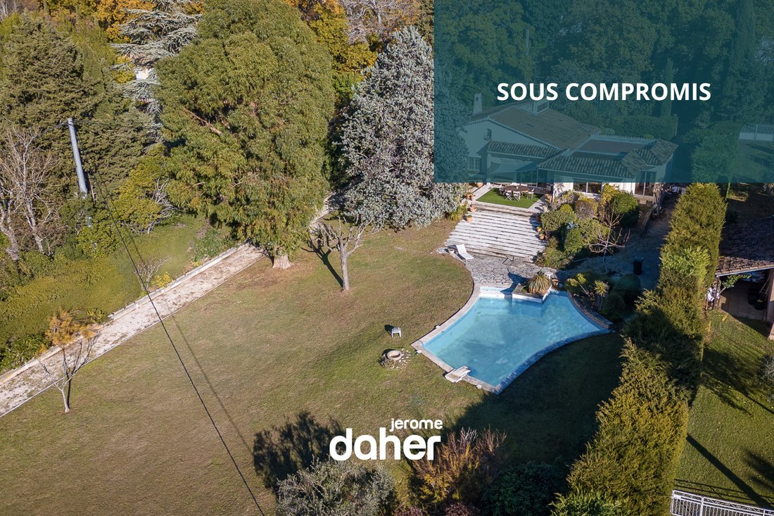 Villa in Est, Gemenos, France 2 - 16923329