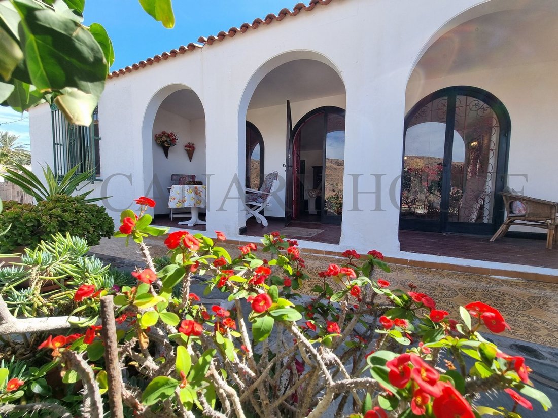 Villa in Mogan, Canary Islands, Spain 2 - 17469057