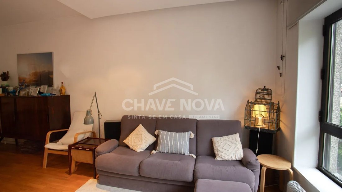 Apartment in Mafamude e Vilar do Paraiso, Porto District, Portugal 3 - 17469110