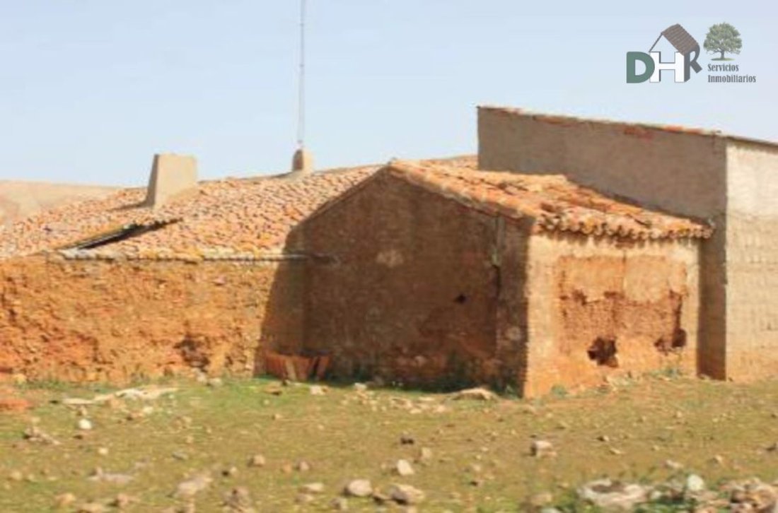 Land in Badajoz, Extremadura, Spain 2 - 13111405