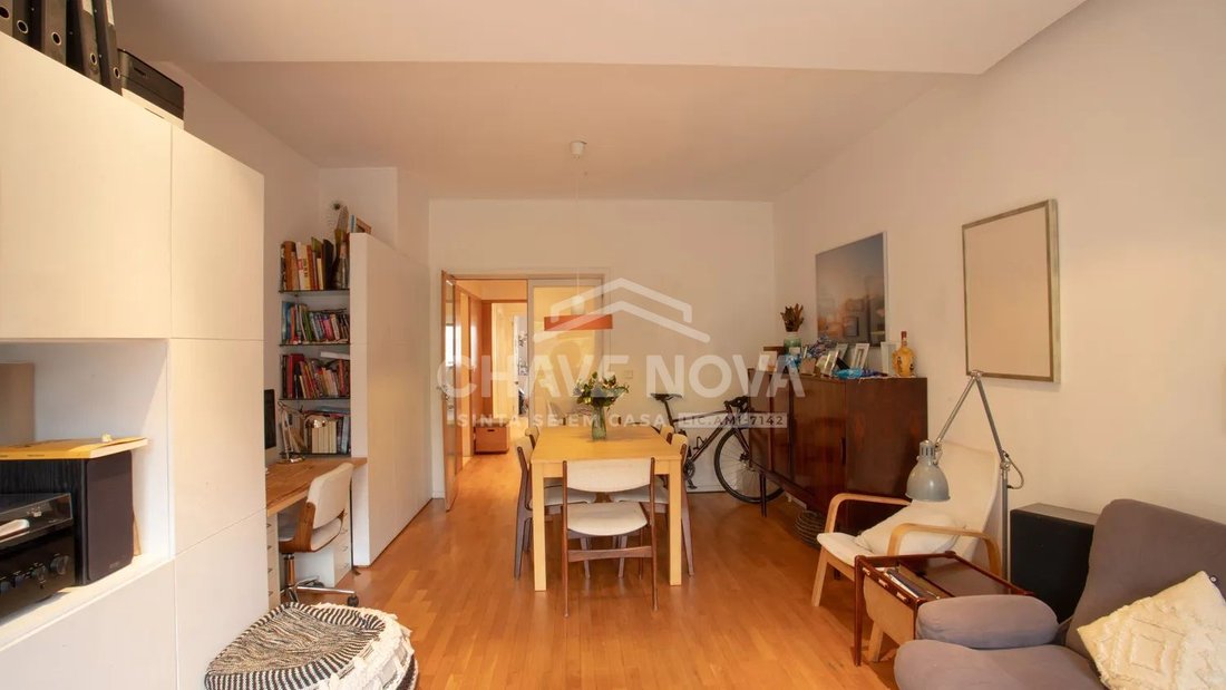 Apartment in Mafamude e Vilar do Paraiso, Porto District, Portugal 5 - 17469110