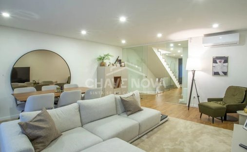Townhouse in Madalena, Porto District, Portugal 1