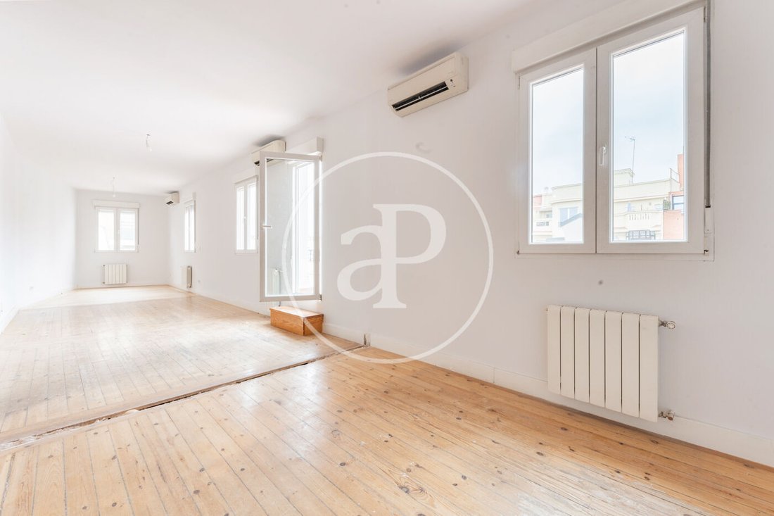 Penthouse in Chamberi, Madrid, Spain 4 - 17469452