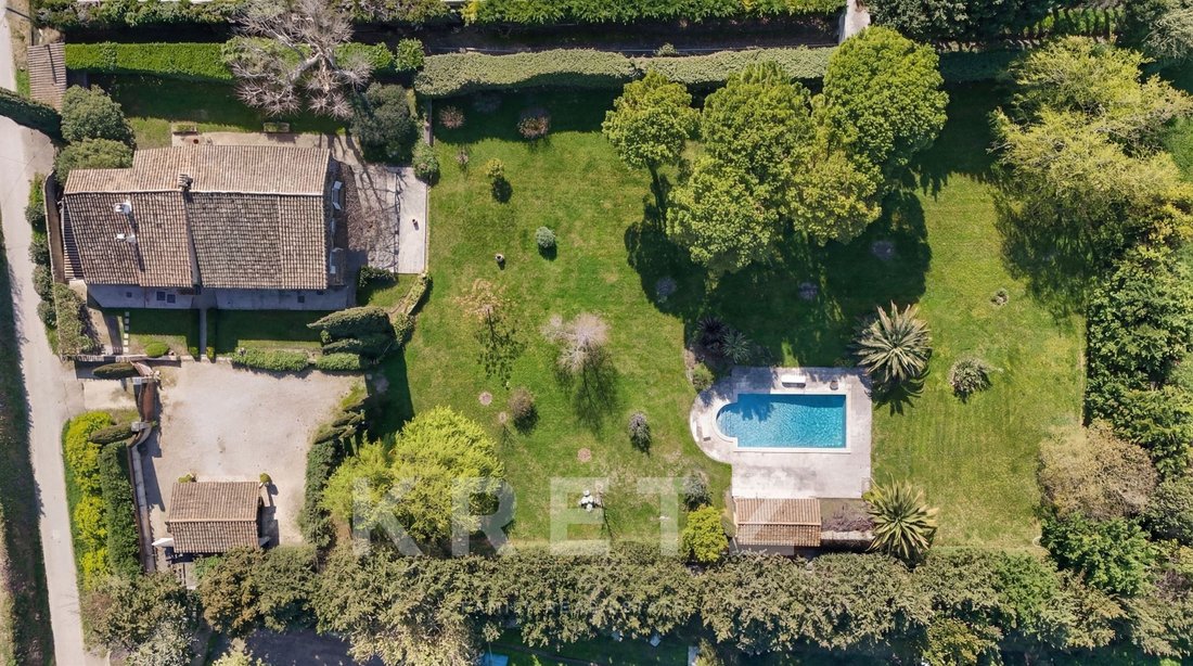 House in Châteaurenard, Provence-Alpes-Côte d'Azur, France 1 - 17469593