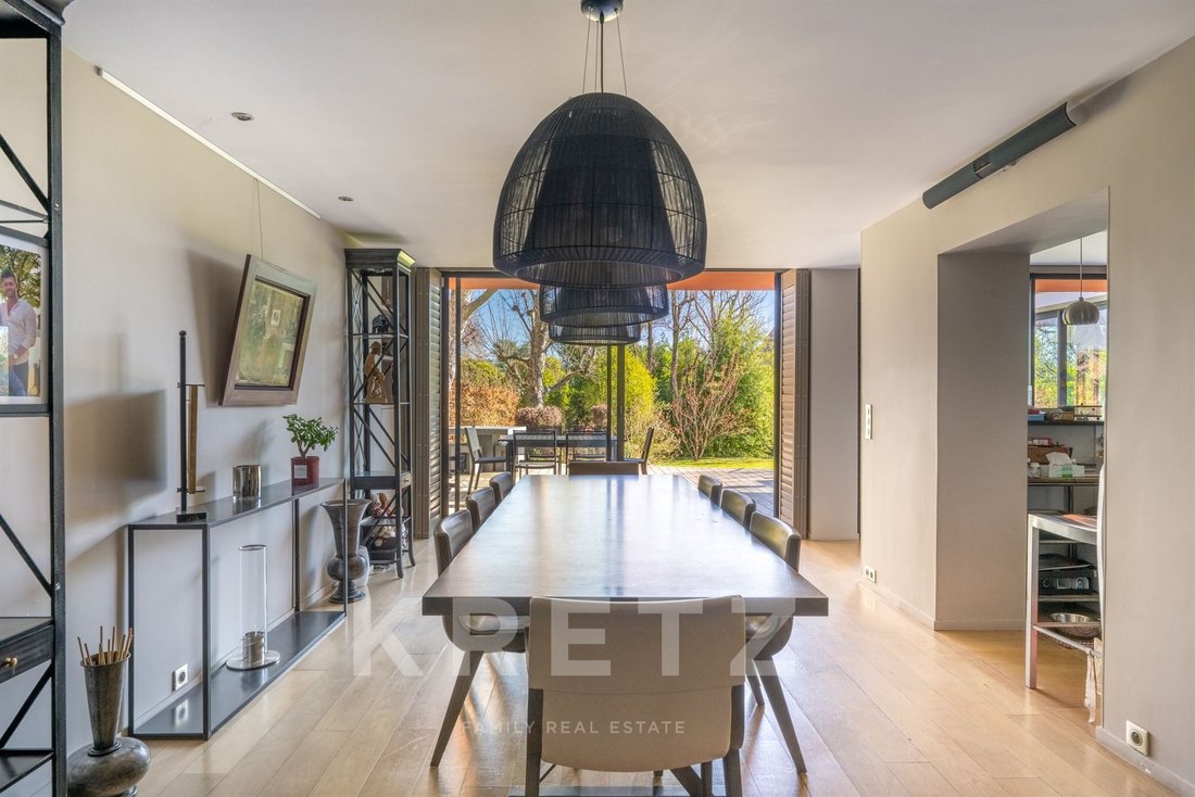 House in Saint-Cloud, Ile-de-France, France 5 - 17469572