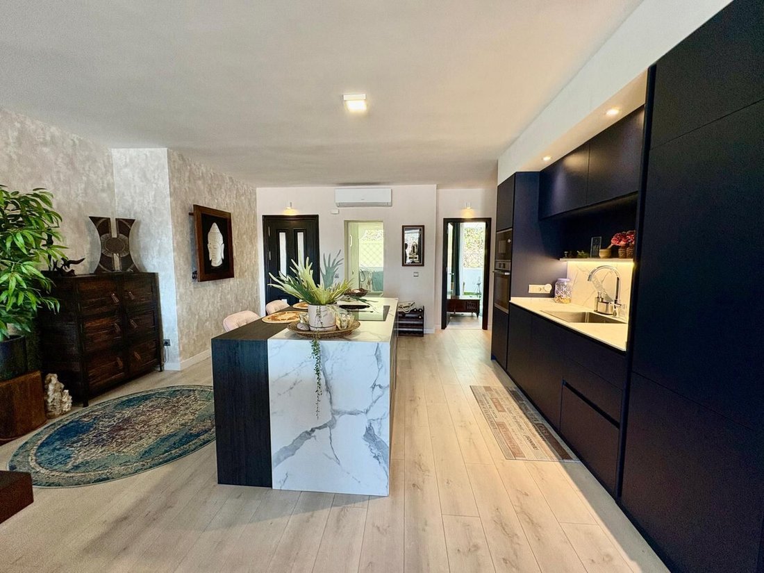 Apartment in La Quinta, Benahavis, Andalusia 1 - 17469661