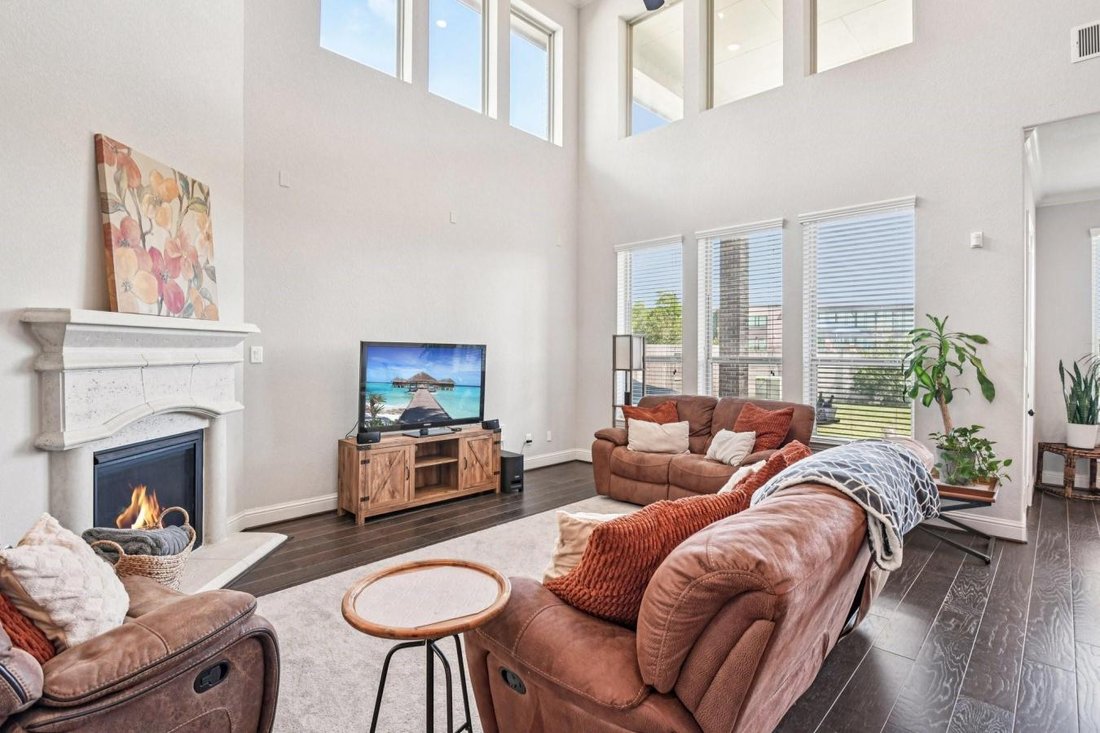 House in Friendswood, Texas, United States 3 - 17469727