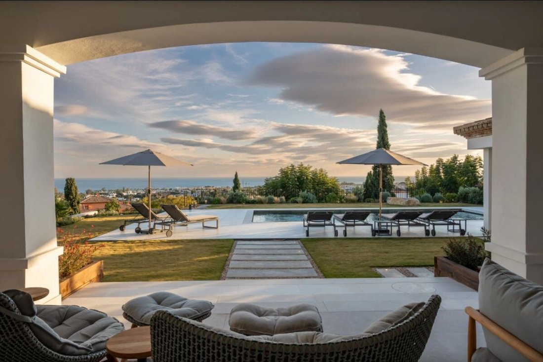 Villa in Benahavis, Andalusia, Spain 2 - 17469609