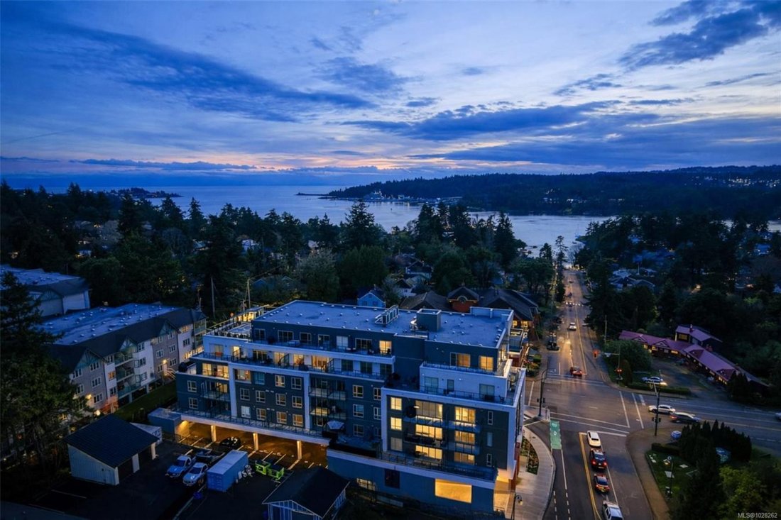 Condo in View Royal, British Columbia, Canada 2 - 17469742